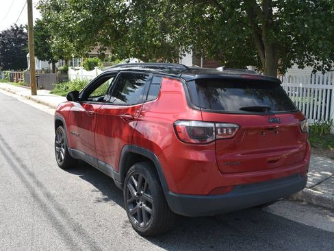 Used 2026 Jeep Compass Limited AWD/4WD image 7
