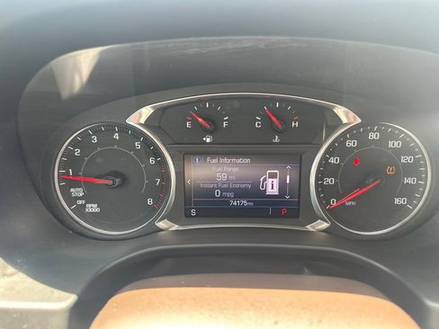 Used 2022 GMC Acadia SLE FWD image 11