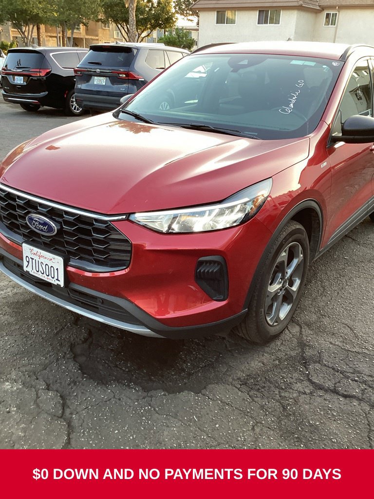 Used 2025 Ford Escape ST-Line AWD/4WD image 1