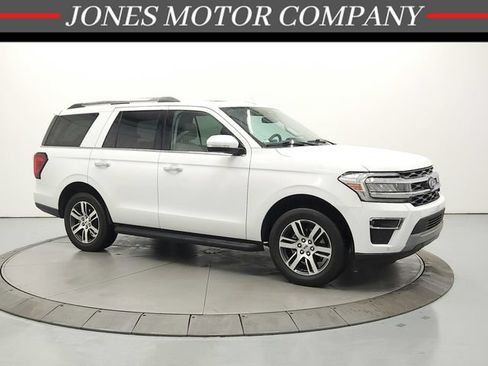 Used 2024 Ford Expedition Limited RWD image 1
