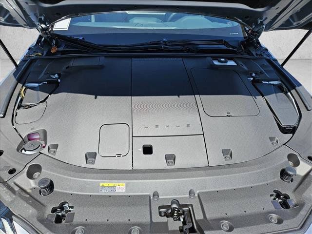 New 2026 Lexus ES 350e FWD image 16