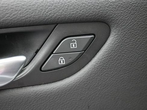 Used 2024 Cadillac XT4 Premium Luxury AWD/4WD image 16
