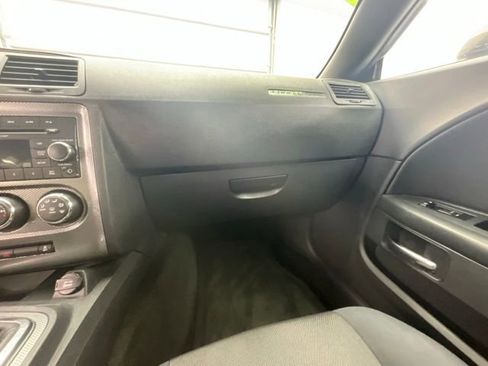Used 2013 Dodge Challenger R/T w/ Blacktop Pkg RWD image 8