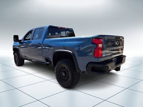 Used 2024 Chevrolet Silverado 2500 ZR2 w/ Technology Package AWD/4WD image 7