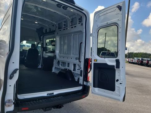 New 2026 Ford Transit 350 148 High Roof AWD image 12