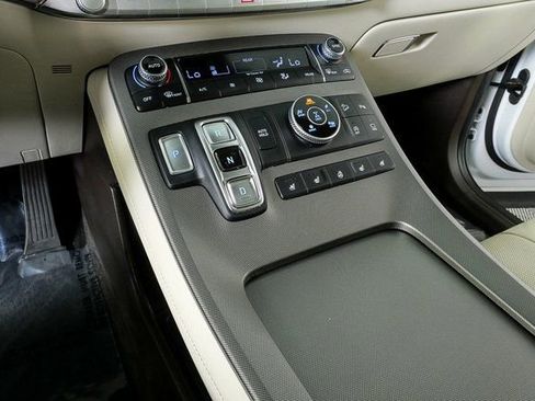 Used 2021 Hyundai Palisade Calligraphy image 19