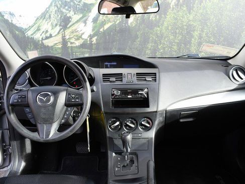 Used 2013 MAZDA MAZDA3 i Sport image 18