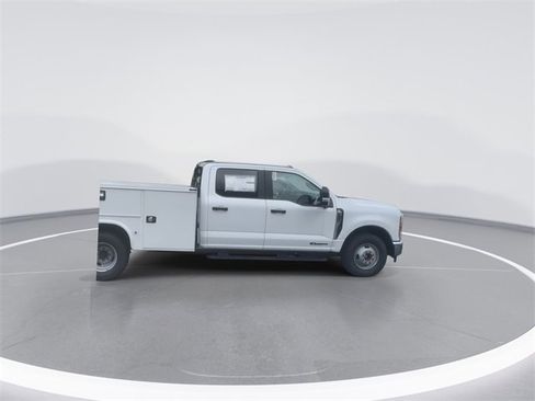 New 2024 Ford F350 XL w/ XL Chrome Package image 8