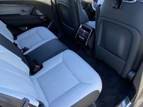 New 2026 Land Rover Range Rover Sport Dynamic SE image 13