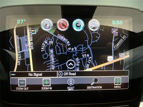 Used 2017 Chevrolet Malibu Premier w/ Premier Sun and Wheel Package image 18