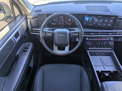 Used 2024 Hyundai Santa Fe SEL image 17