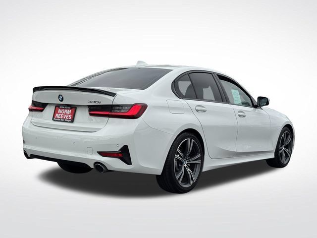 Used 2022 BMW 330i Sedan w/ Driving Assistance Package RWD image 13