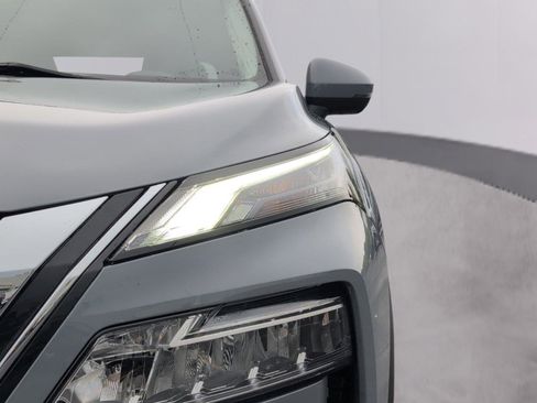 Used 2023 Nissan Rogue SL w/ SL Premium Package image 37