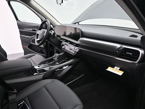 New 2025 Kia Telluride S image 22