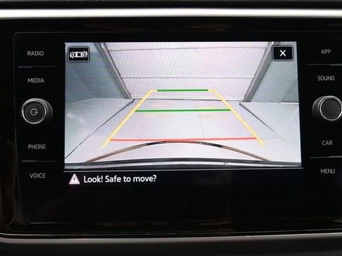 Used 2023 Volkswagen Atlas Cross Sport SE AWD/4WD image 20