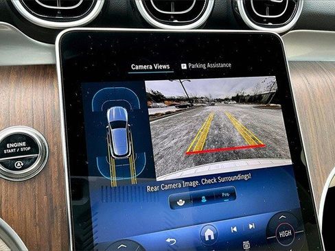 Certified 2025 Mercedes-Benz GLC 300 4MATIC image 17