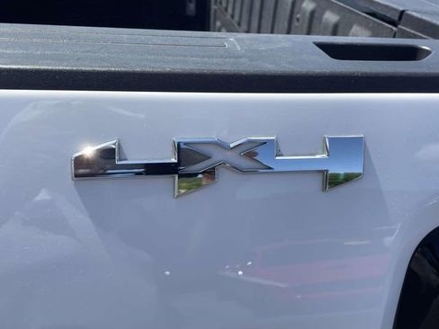 Certified 2023 GMC Sierra 3500 SLE w/ SLE Convenience Package AWD/4WD image 10