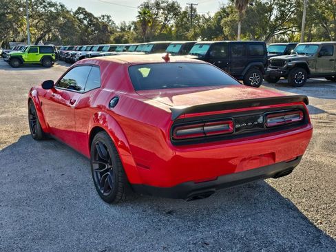 Used 2018 Dodge Challenger SRT Hellcat image 4
