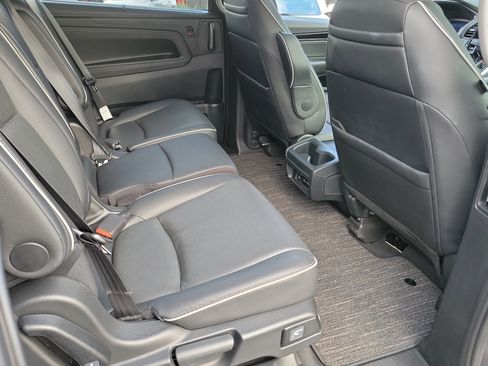 Used 2023 Honda Odyssey Elite image 22