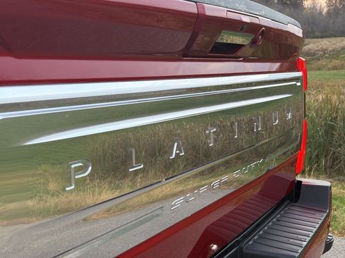 Used 2024 Ford F350 Platinum image 13