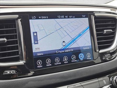 Used 2017 Chrysler Pacifica Touring-L Plus image 14