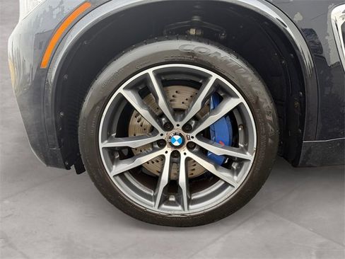 Used 2015 BMW X5 M image 14