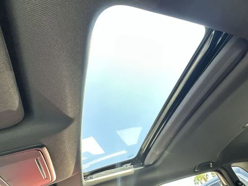 Used 2024 Honda CR-V Sport image 17