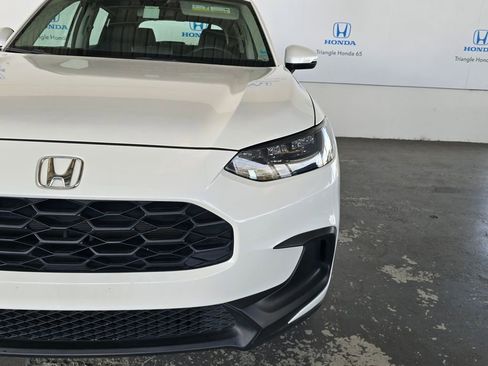 Used 2024 Honda HR-V LX image 8
