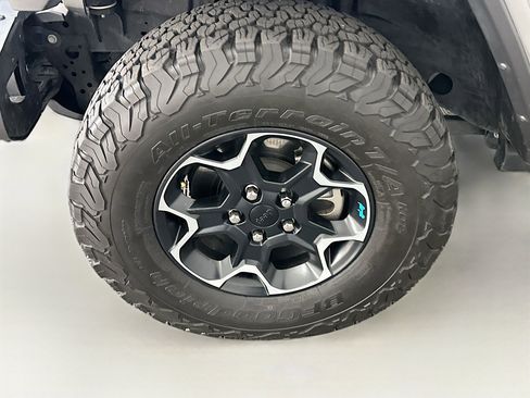 Used 2023 Jeep Wrangler Unlimited Rubicon 4xe w/ Steel Bumper Group image 11