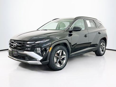 Used 2025 Hyundai Tucson SEL image 3