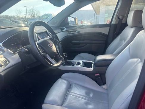 Used 2015 Cadillac SRX Luxury image 10