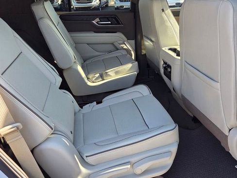 New 2026 GMC Yukon Denali w/ Sun & Power Step Package AWD/4WD image 15
