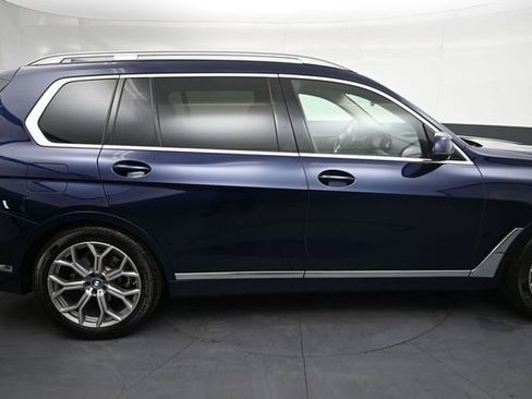 Used 2022 BMW X7 xDrive40i w/ Premium Package AWD/4WD image 6