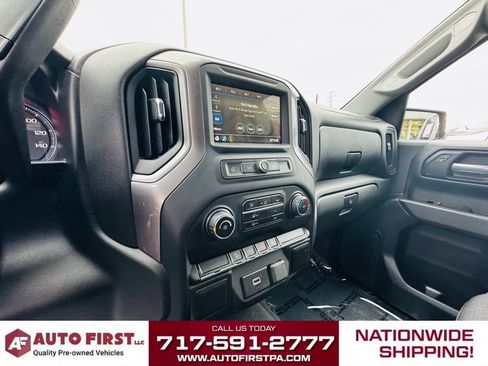 Used 2019 Chevrolet Silverado 1500 Custom Trail Boss w/ Custom Convenience Package image 12