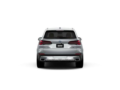 New 2026 BMW X5 xDrive40i w/ Executive Package image 5