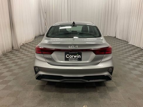 Used 2023 Kia Forte LXS image 5