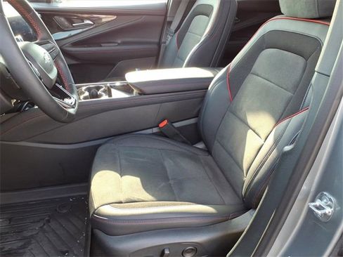 New 2025 Chevrolet Blazer EV RS image 6