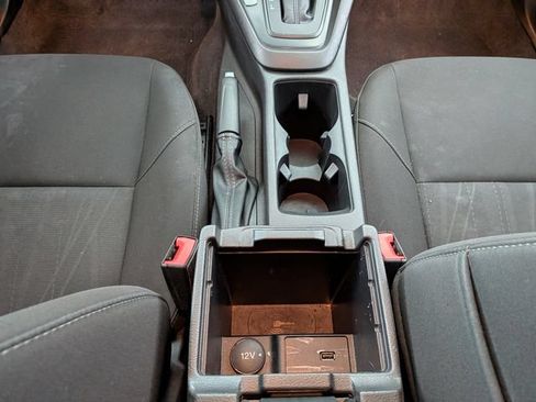 Used 2018 Ford Focus SE FWD image 26