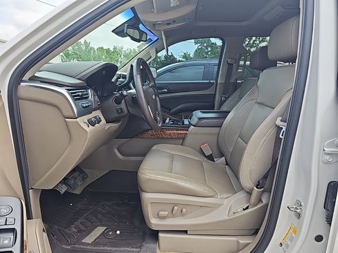 Used 2018 Chevrolet Tahoe Premier image 3