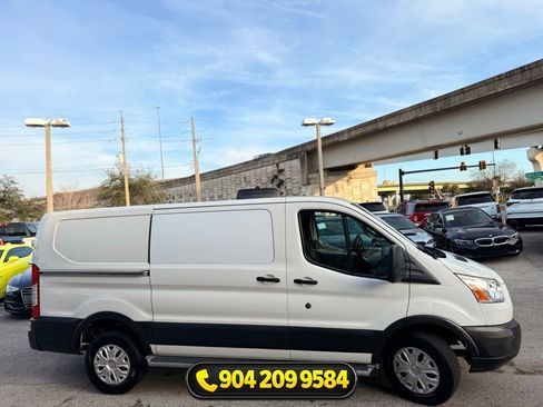 Used 2019 Ford Transit 250 130 Low Roof w/ Exterior Upgrade Package RWD image 4