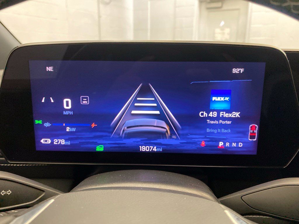 Used 2024 Chevrolet Blazer EV LT AWD/4WD image 14