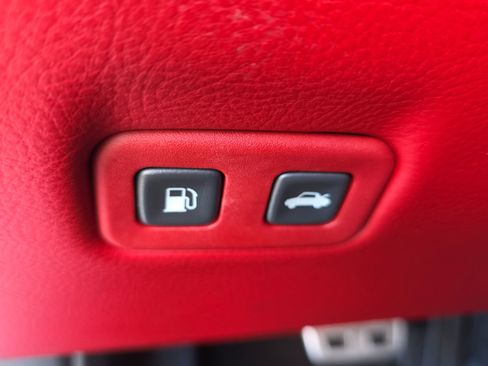 Used 2013 Chevrolet Corvette Grand Sport w/ 2LT Preferred Equipment Group image 26