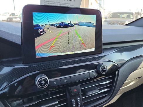 Used 2024 Ford Escape ST-Line image 12