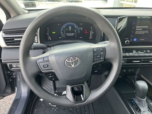 Certified 2025 Toyota Camry LE image 15