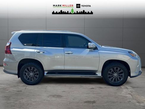 Used 2021 Lexus GX 460 Premium w/ Accessory Package AWD/4WD image 6