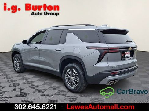 Certified 2025 Chevrolet Traverse LT AWD/4WD image 4
