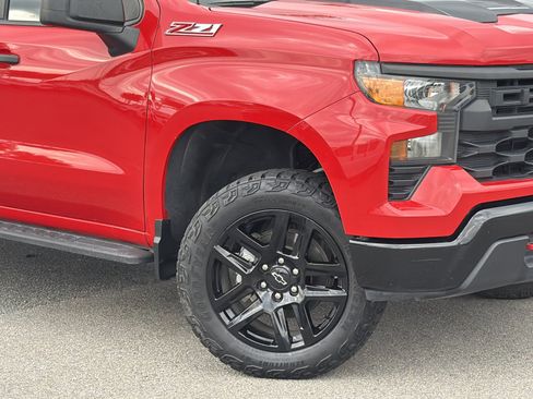 Used 2023 Chevrolet Silverado 1500 Custom Trail Boss AWD/4WD image 7