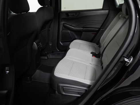 Used 2023 Ford Escape Active image 13