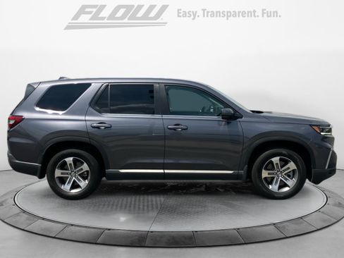 Certified 2025 Honda Pilot EX-L image 10