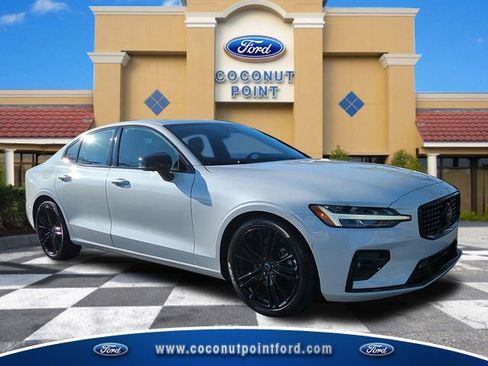 Used 2024 Volvo S60 B5 Plus image 1